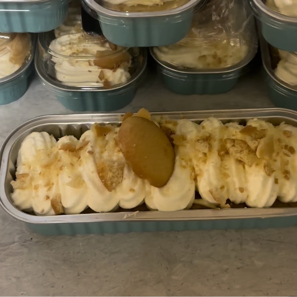 Banana pudding Baking Dish with Dessert